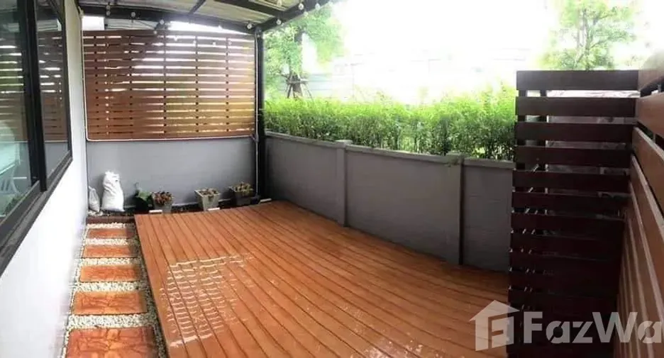 Haus zum Kauf mit 3 Zimmer in Khlong Sam Wa, Bangkok