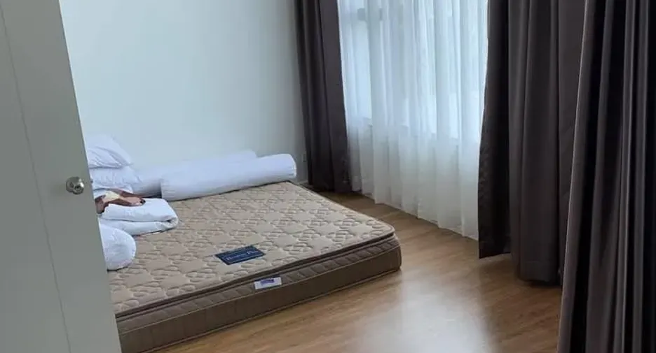 Haus zum Kauf mit 3 Zimmer in Khlong Sam Wa, Bangkok