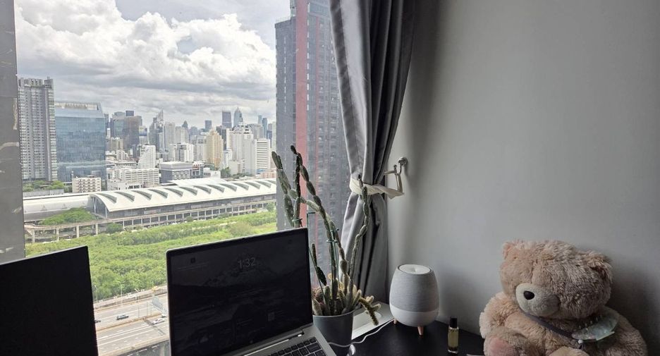 For sale studio condo in Huai Khwang, Bangkok