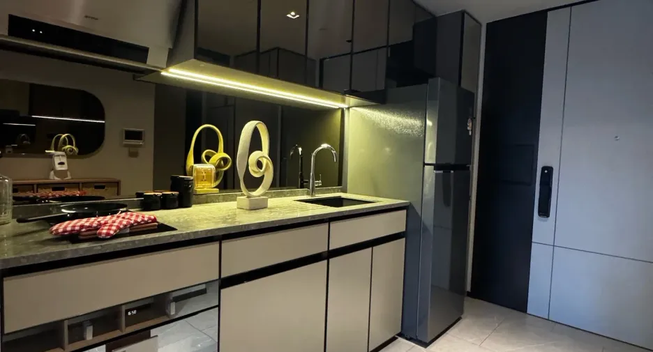 Condo en alquiler de 2 habitaciones en Watthana, Bangkok