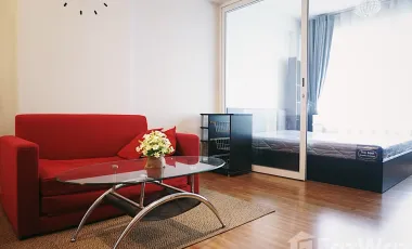 À vendre 1 chambre condo à Huai Khwang, Bangkok