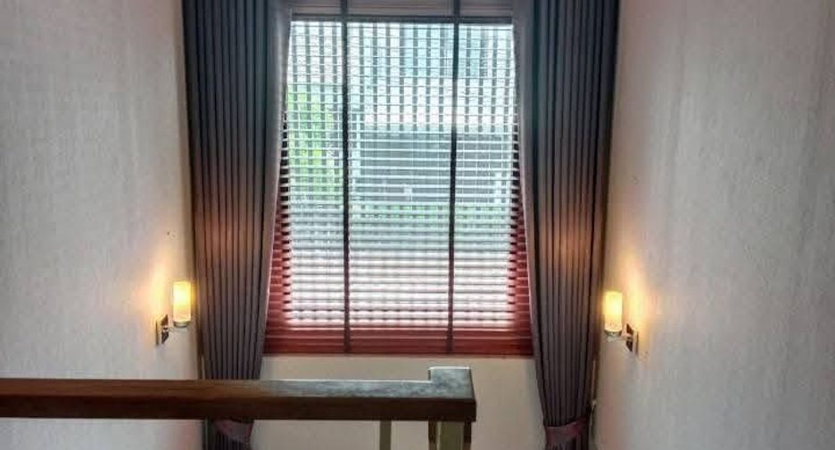 For rent 4 bedrooms house in Sai Mai, Bangkok