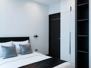 Casa adosada en venta y en alquiler de 5 habitaciones en Wang Thonglang, Bangkok