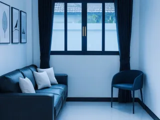 Casa adosada en venta y en alquiler de 5 habitaciones en Wang Thonglang, Bangkok