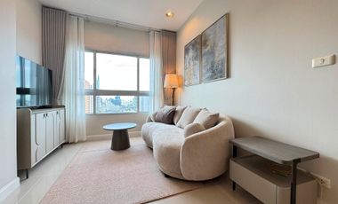 For sale そして for rent 2 ベッドルーム condo in Khlong San, Bangkok