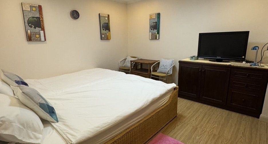 For rent 2 bedrooms condo in Hua Hin, Prachuap Khiri Khan