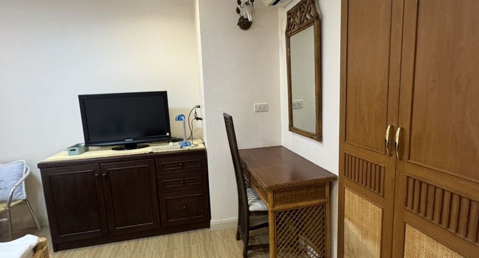 For rent 2 bedrooms condo in Hua Hin, Prachuap Khiri Khan