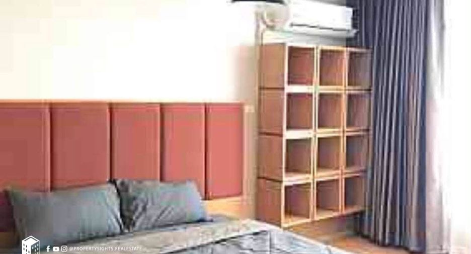 For rent 3 bedrooms condo in Bang Rak, Bangkok