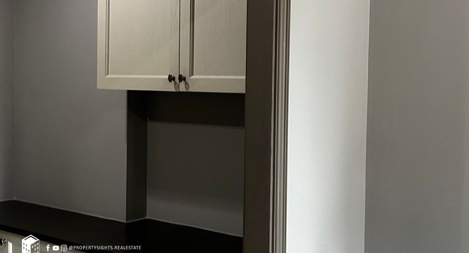 For rent 1 bed condo in Pathum Wan, Bangkok