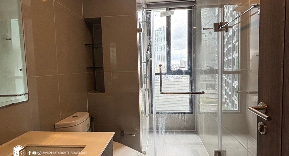 Condo en alquiler de 1 habitaciones en Watthana, Bangkok