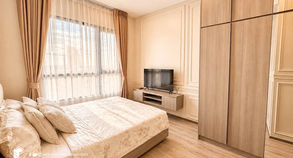 For rent 2 bedrooms condo in Watthana, Bangkok
