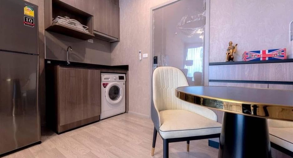 À vendre 1 chambre condo à Bang Na, Bangkok