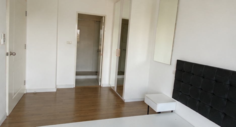 À vendre 2 chambres condo à Bang Na, Bangkok