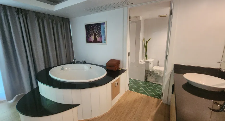 For rent 1 bed apartment in Mueang Phuket, Phuket