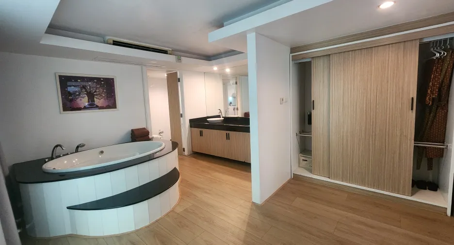 For rent 1 bed apartment in Mueang Phuket, Phuket