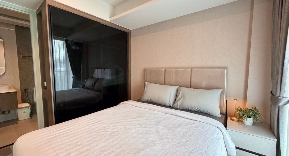 For rent 1 bed condo in Huai Khwang, Bangkok