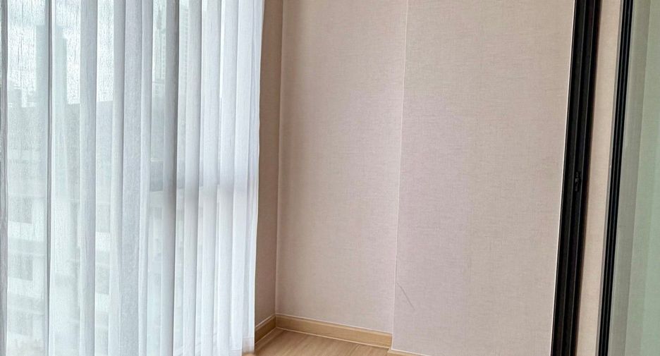 For rent 1 bed condo in Huai Khwang, Bangkok