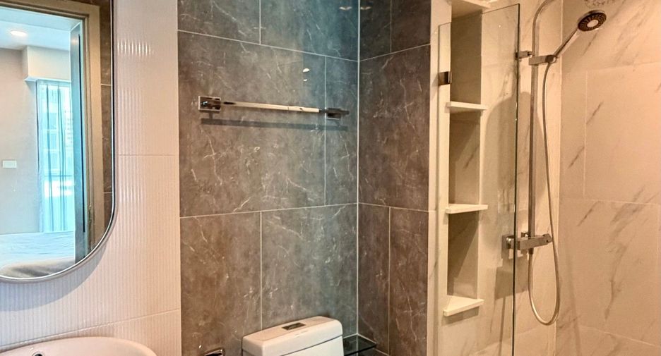 For rent 1 bed condo in Huai Khwang, Bangkok