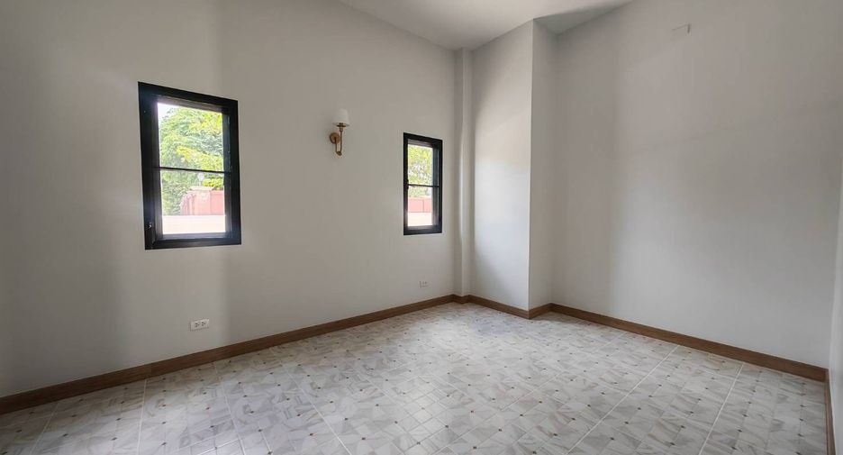 Casa en venta de 3 habitaciones en Hang Dong, Chiang Mai