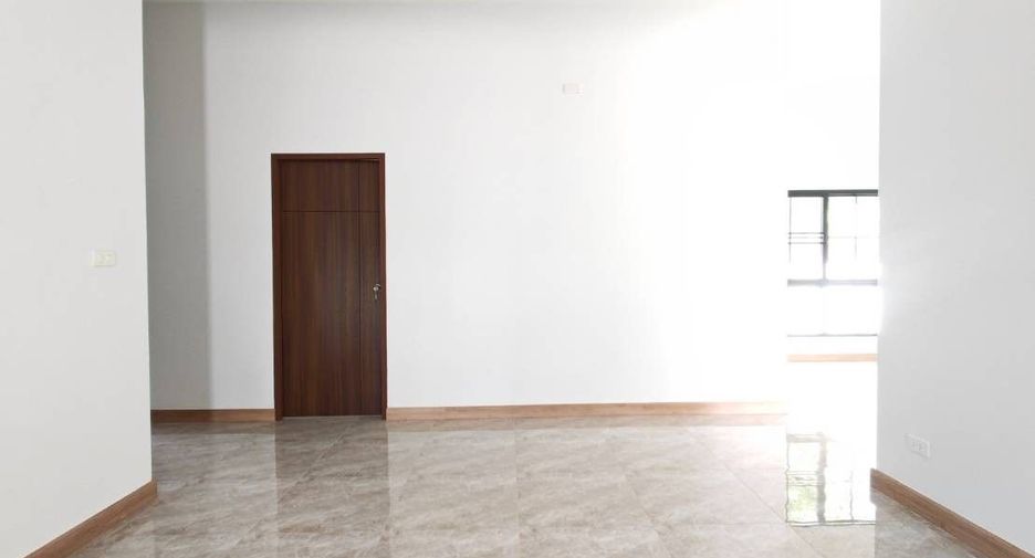 Casa en venta de 3 habitaciones en Hang Dong, Chiang Mai