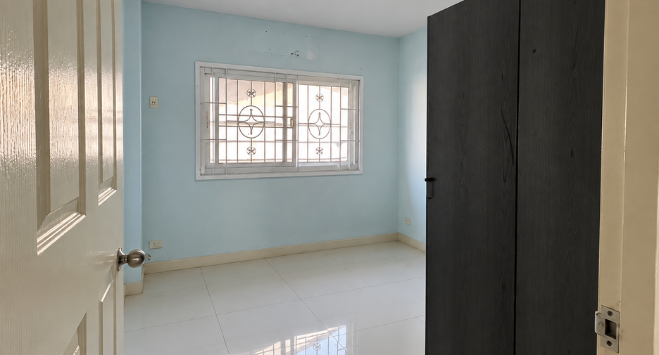 À vendre 3 chambres maison à Sai Mai, Bangkok