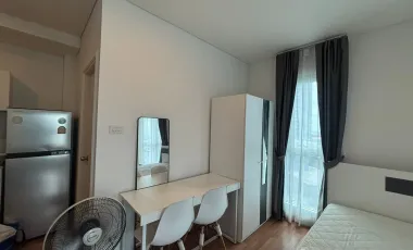 For rent studio condo in Yan Nawa, Bangkok