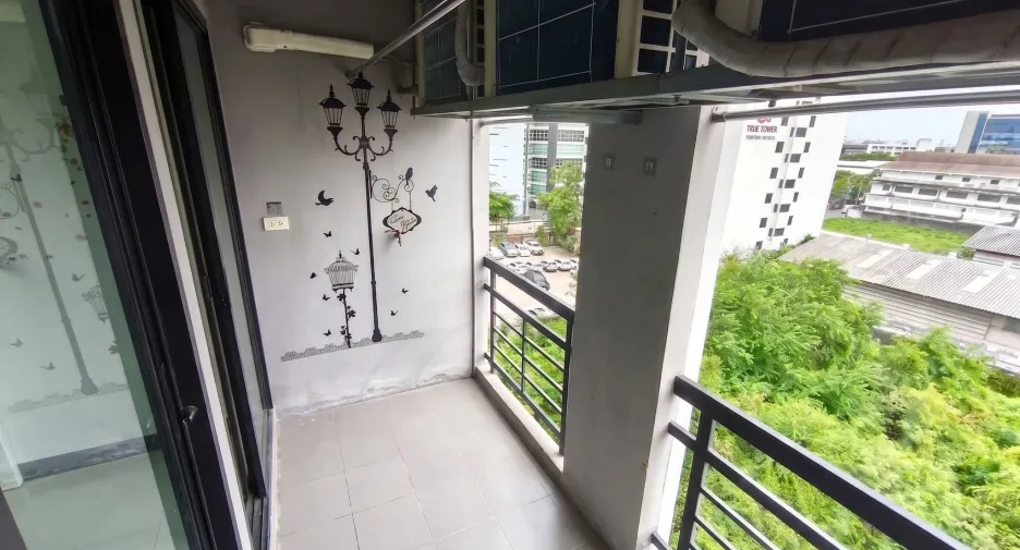 Condo en venta de 2 habitaciones en Bang Na, Bangkok