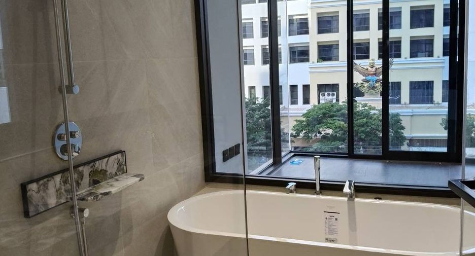 Wohnung zur Miete mit 2 Zimmer in Sathon, Bangkok