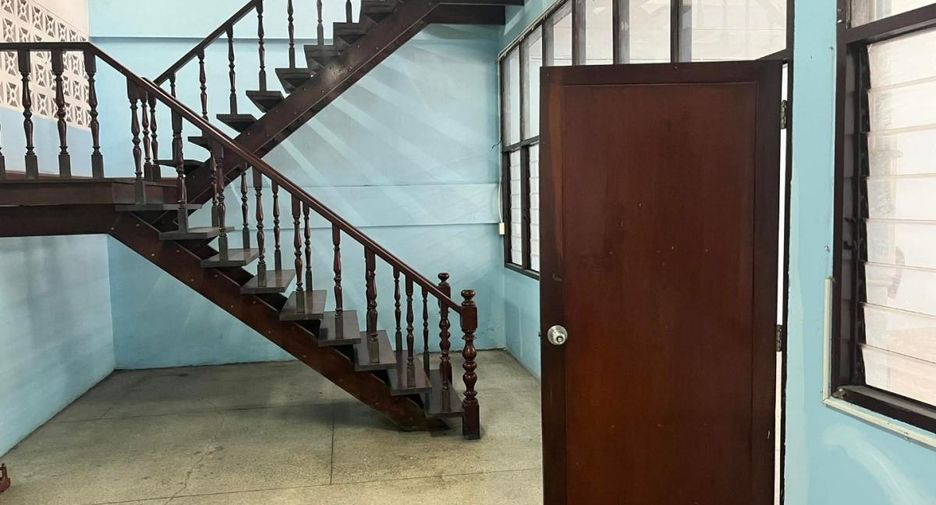 For sale 3 ベッドルーム retail Space in Bang Lamung, Chonburi