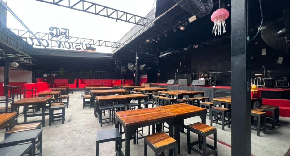 For sale retail Space in Bang Lamung, Chonburi