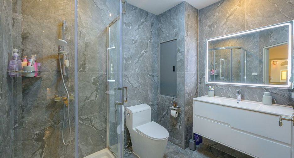 For sale 1 Beds condo in Bang Lamung, Chonburi
