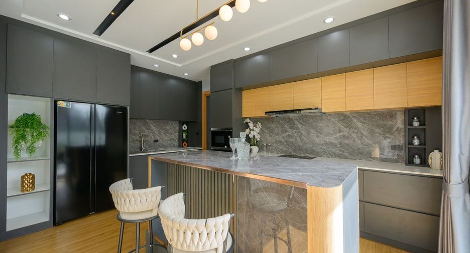 Casa en venta de 3 habitaciones en Bang Lamung, Chonburi