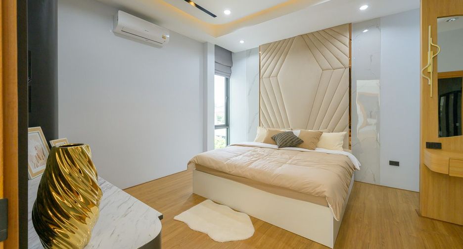Casa en venta de 3 habitaciones en Bang Lamung, Chonburi