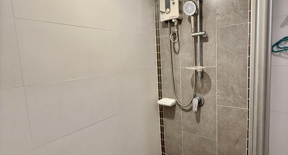 For sale 2 ベッドルーム condo 