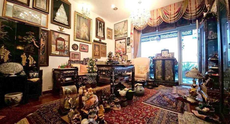 For sale 1 bed condo in Khlong San, Bangkok