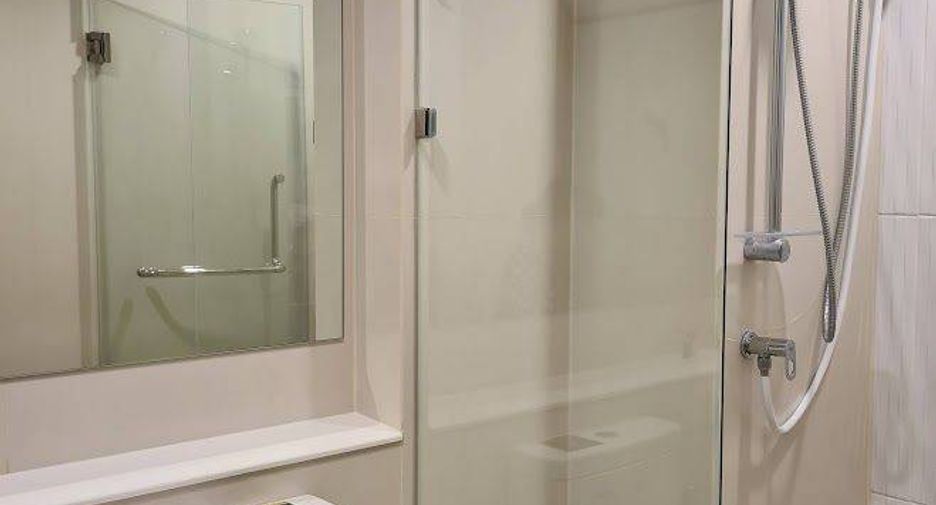 For sale 1 bed condo in Pathum Wan, Bangkok