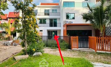 À vendre 3 chambres villa à Jomtien, Pattaya