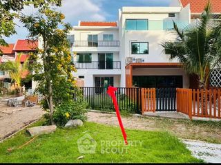 À vendre 3 chambres villa à Bang Lamung, Chonburi