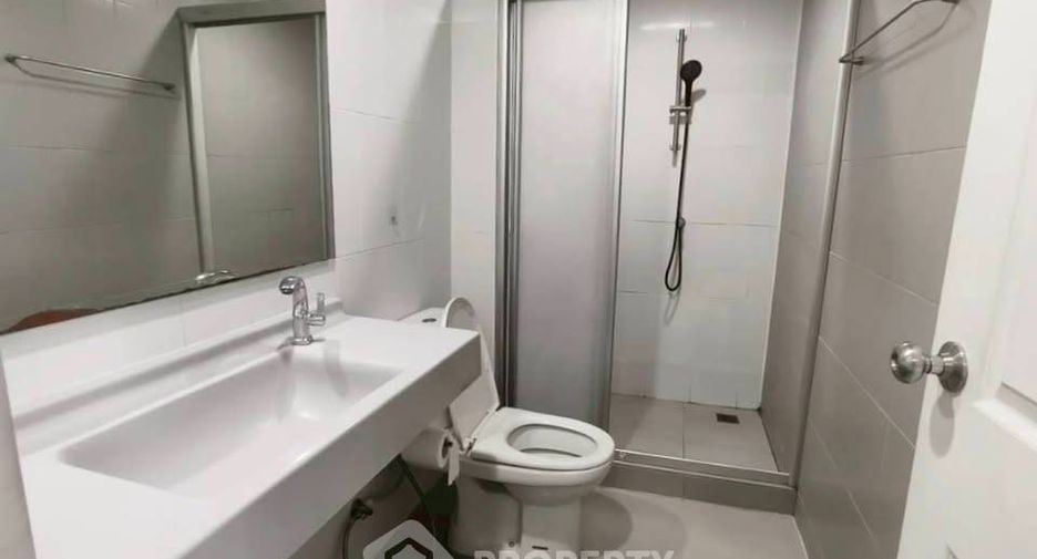 Wohnung zum Kauf mit 3 Zimmer in Watthana, Bangkok