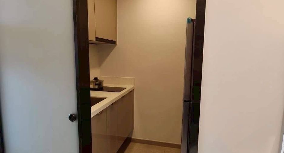 For sale 1 bed condo in Huai Khwang, Bangkok