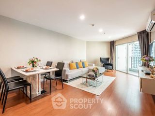 Condo en alquiler y en venta de 3 habitaciones en Huai Khwang, Bangkok
