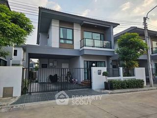 À vendre 3 chambres maison à Khan Na Yao, Bangkok
