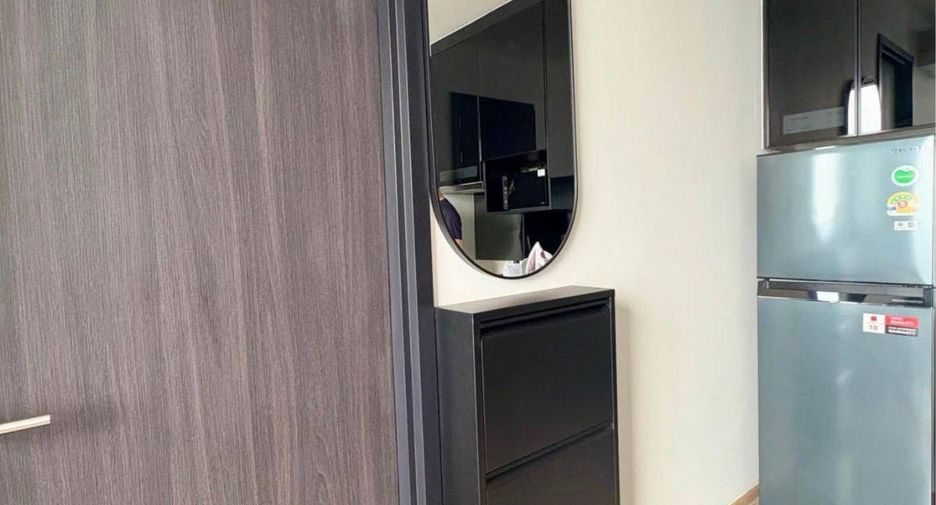 For rent 1 bed condo in Phaya Thai, Bangkok