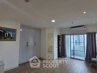 Wohnung zur Miete mit 3 Zimmer in Watthana, Bangkok