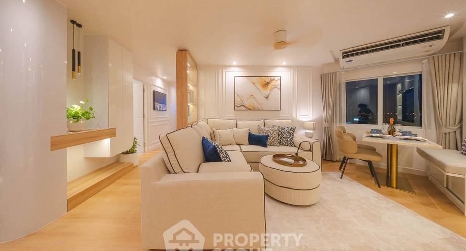 For rent 2 bedrooms condo in Yan Nawa, Bangkok