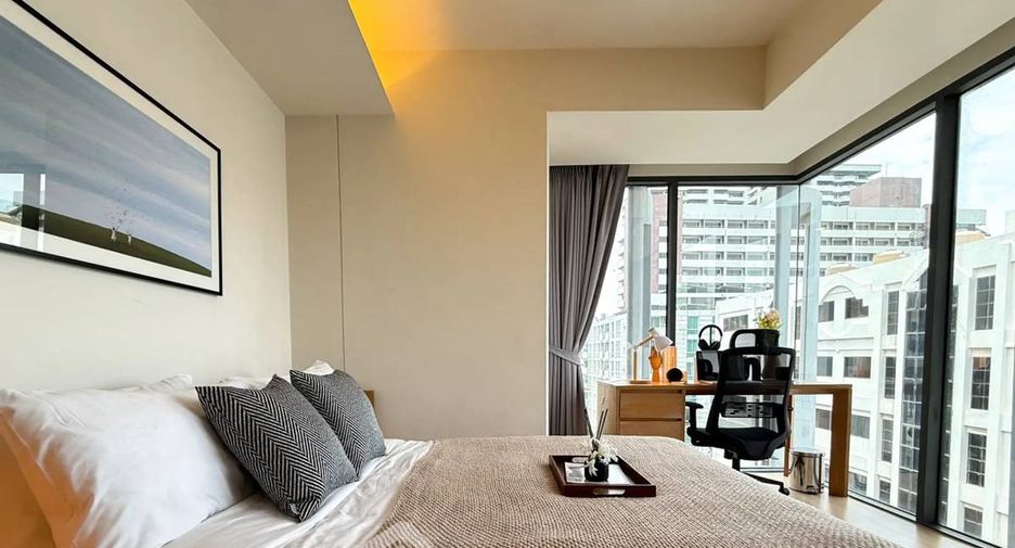 For rent 2 bedrooms condo in Watthana, Bangkok