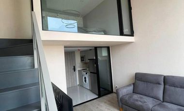 Condo en alquiler de 1 habitaciones en Huai Khwang, Bangkok