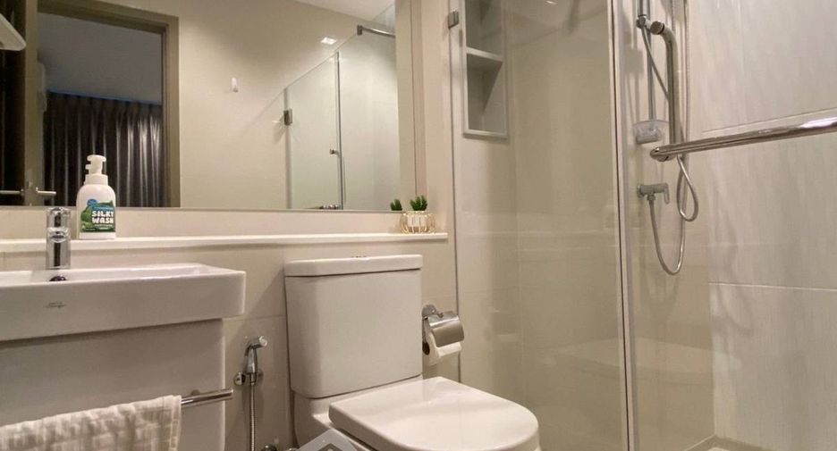 For rent 1 bed condo in Huai Khwang, Bangkok