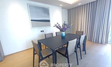 Wohnung zur Miete mit 2 Zimmer in Pathum Wan, Bangkok