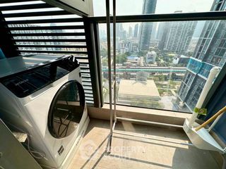 Condo en alquiler de 1 habitaciones en Huai Khwang, Bangkok